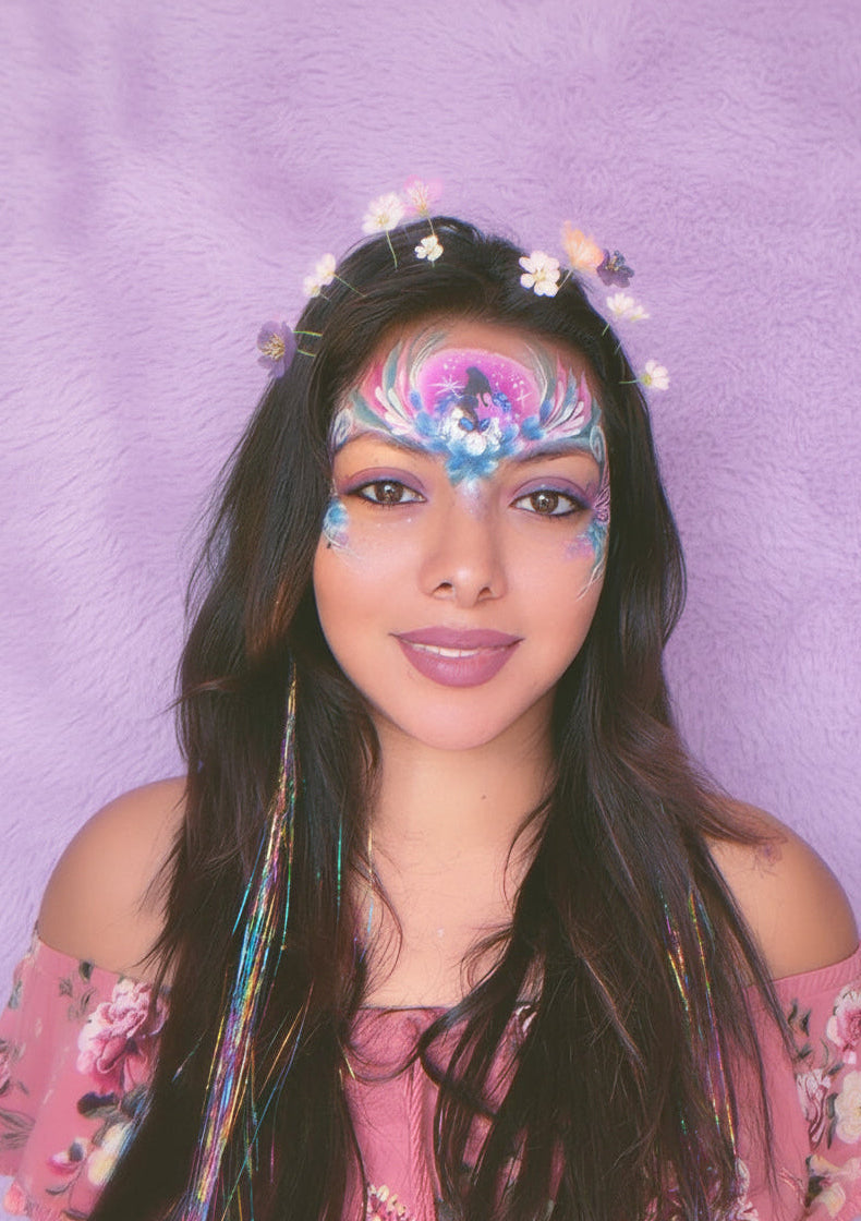 Meet the artist/Book a butterfly or unicorn session
